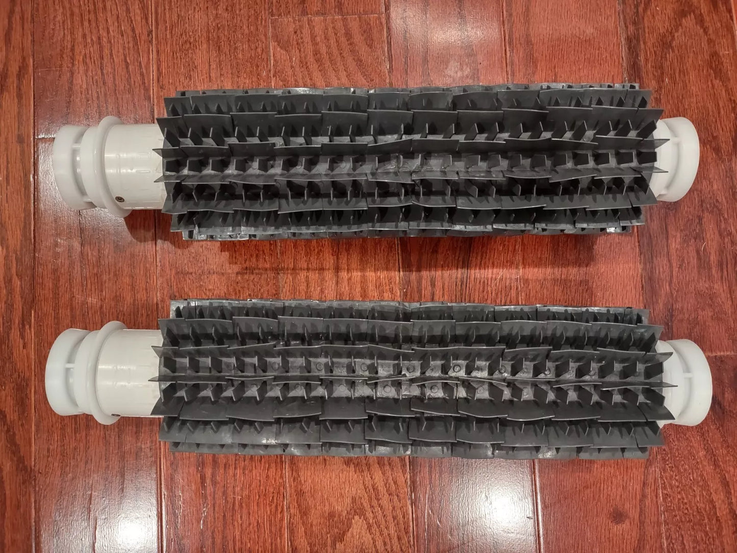 Hayward Tiger Shark Roller Brush-Complete Set